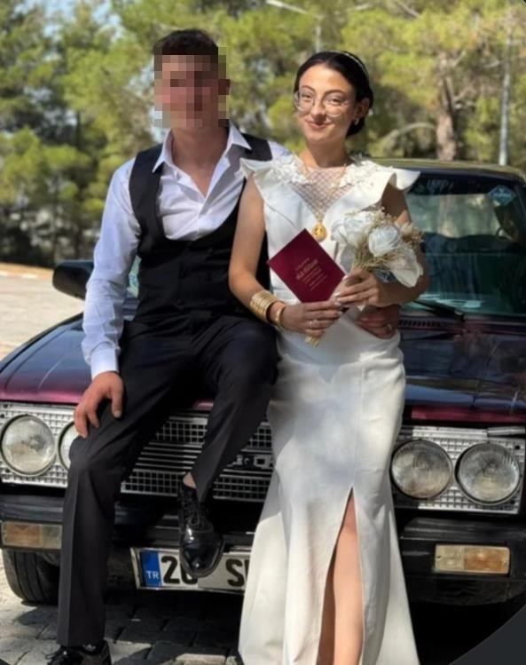 Burdur&rsquo;da feci kaza: 6 ay &ouml;nce evlenen gen&ccedil; &ccedil;ifti &ouml;l&uuml;m ayırdı