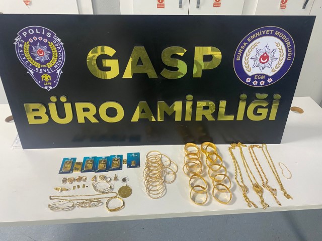 Bursa&rsquo;da soygun senaryosunu polis yutmadı...20 milyonluk sahte gasp planı &ccedil;&ouml;kertildi: 5 kişi tutuklandı