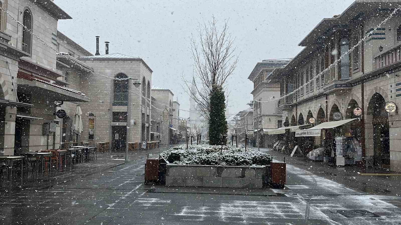 Konya’da kar sürprizi