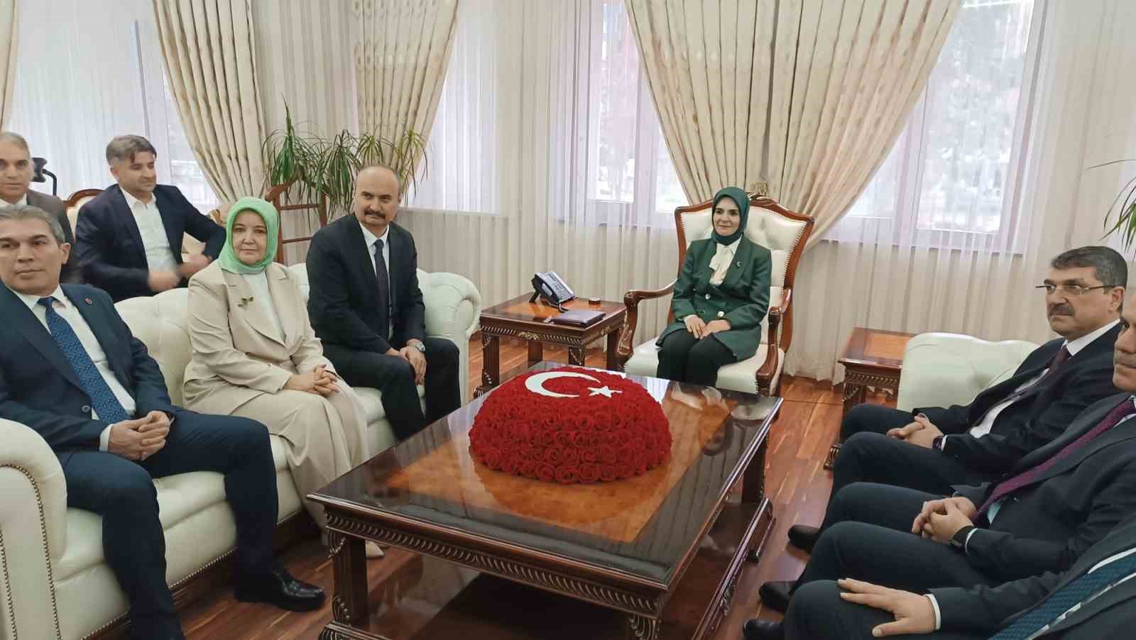 Bakan Göktaş Batman’da temaslarda bulundu