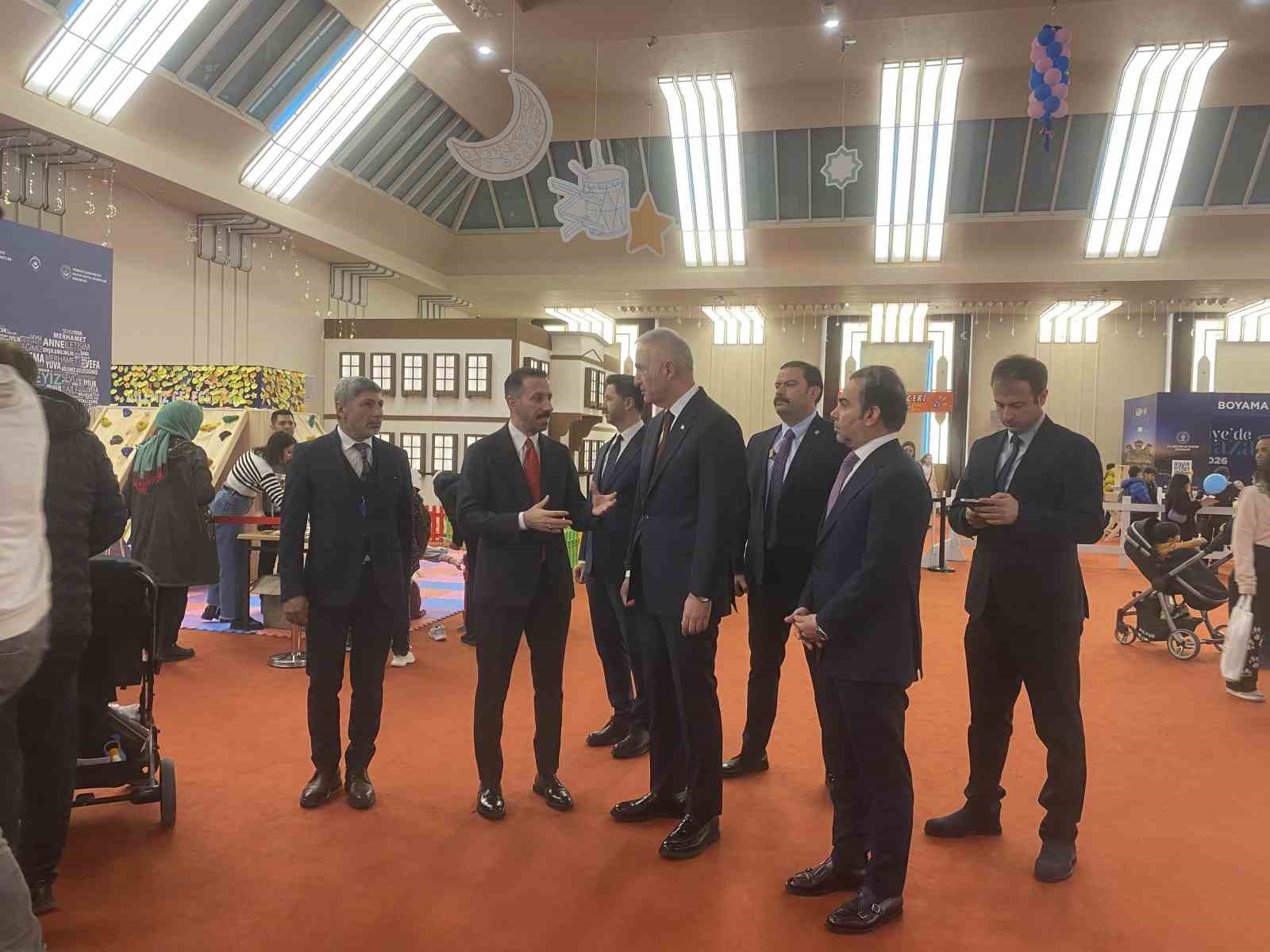 Bakan Ersoy: "Bu sene &ccedil;ok daha organize, fazla katılımın olduğu bir etkinlikler silsilesi oluyor"
