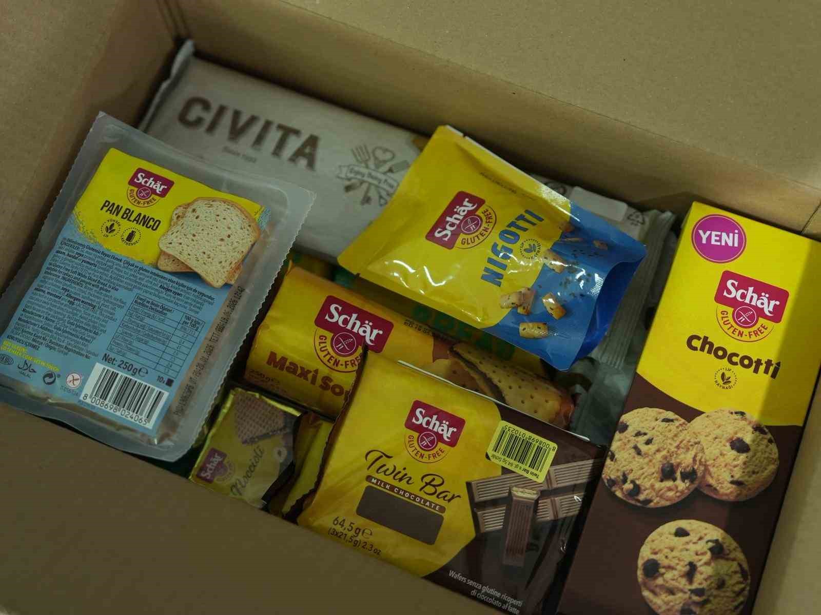 Düzce’de çölyak hastalarına özel koli dağıtıldı