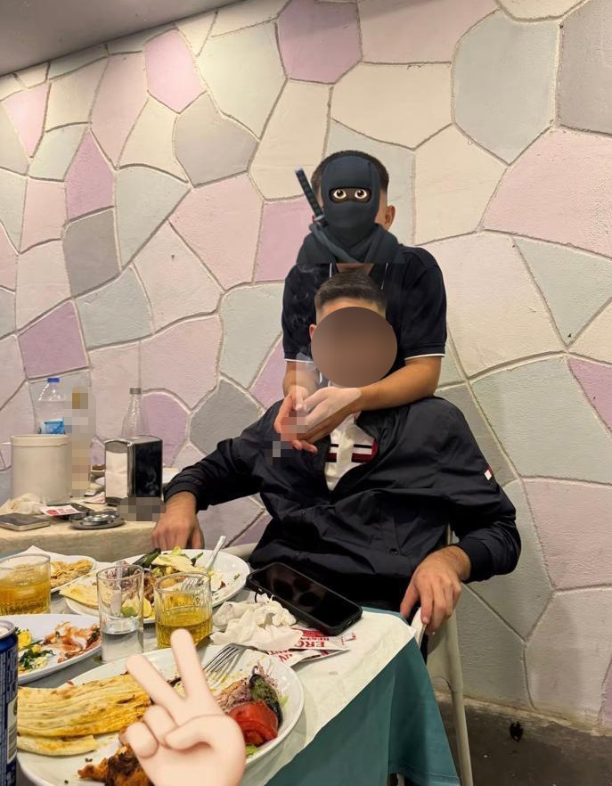 Adana&rsquo;da 17 yaşındaki &ccedil;ocuğa bı&ccedil;aklı saldırı: 2 ş&uuml;pheli tutuklu, diğerleri firar
