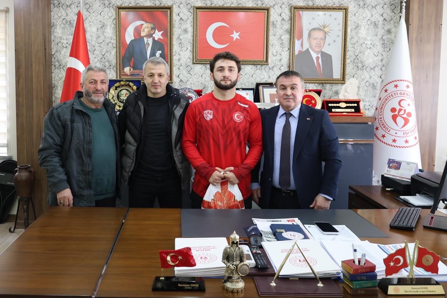 Bilecikli Salih Yusuf Yazıcı U20 T&uuml;rkiye G&uuml;reş Şampiyonu oldu
