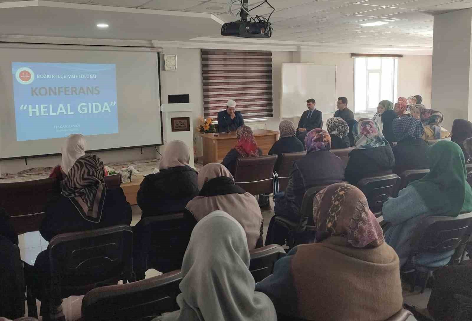 Bozkır&rsquo;da "Helal Gıda" konulu konferans

