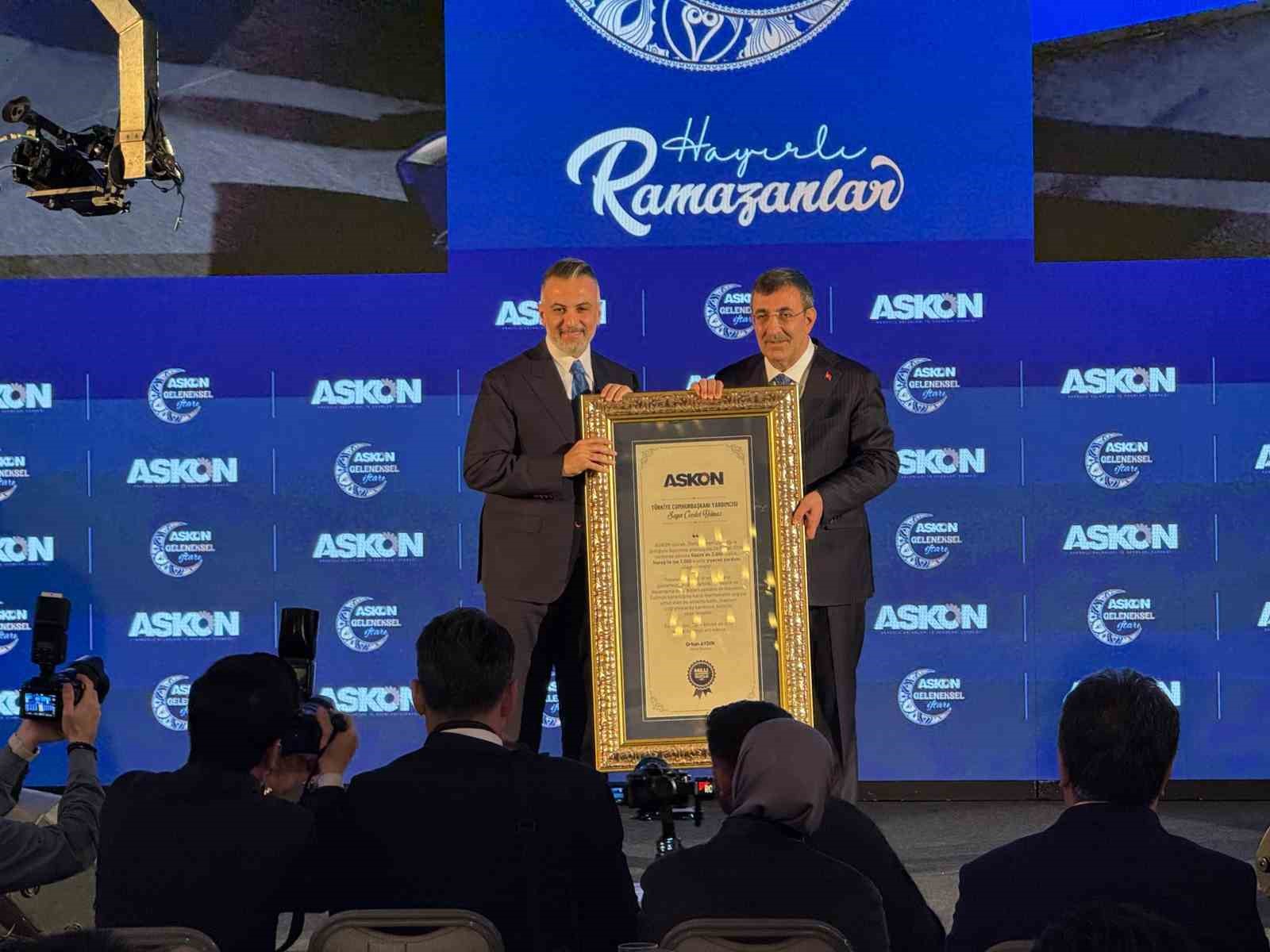 Cumhurbaşkanı Yardımcısı Yılmaz: "&Ouml;nceliğimiz enflasyonu d&uuml;ş&uuml;rmek ve makrofinansal istikrarımızı pekiştirmek"
