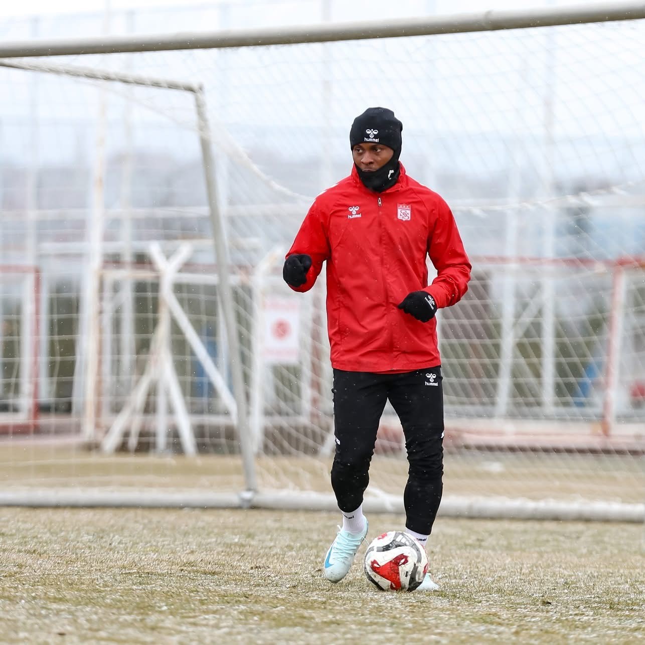 Sivasspor, Serikspor ma&ccedil;ı hazırlıklarına devam ediyor
