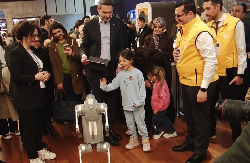 Bakan Bayraktar: "Pakistan&rsquo;a Oru&ccedil; Reisi veya Barbaros Hayrettin Paşa&rsquo;yı g&ouml;ndermeyi hedefliyoruz"
