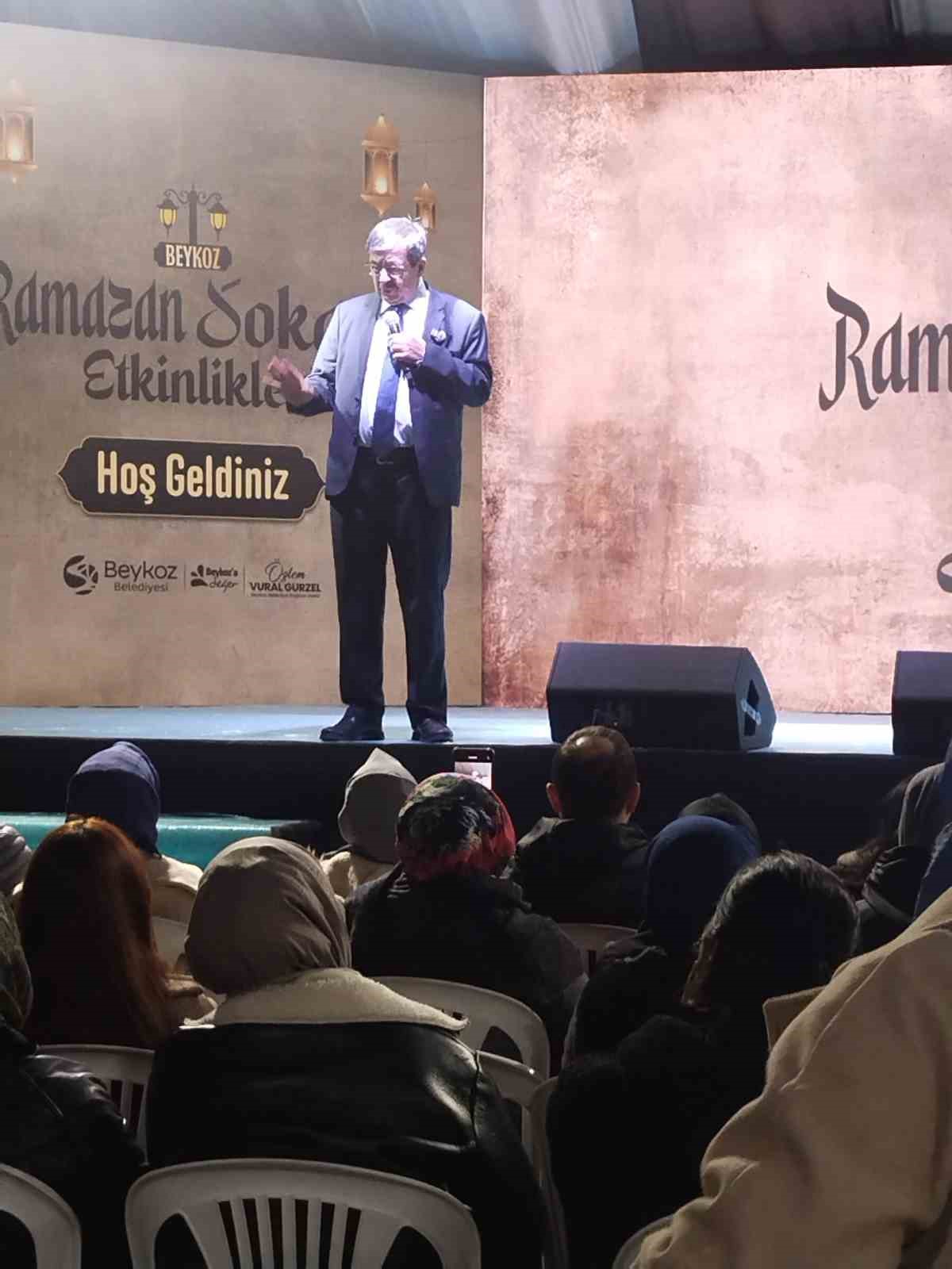 Yazar Hayati İnanç ve Prof. Dr. Oytun Erbaş Beykoz’da ’Ramazan Sokağı’ etkinliklerine konuk oldu