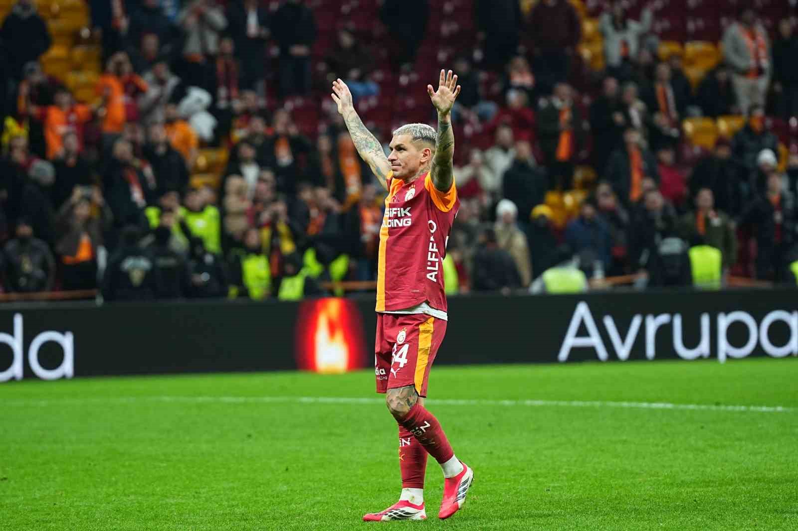 Galatasaray’da maç sonu üçlüsü Torreira ve Osimhen’den