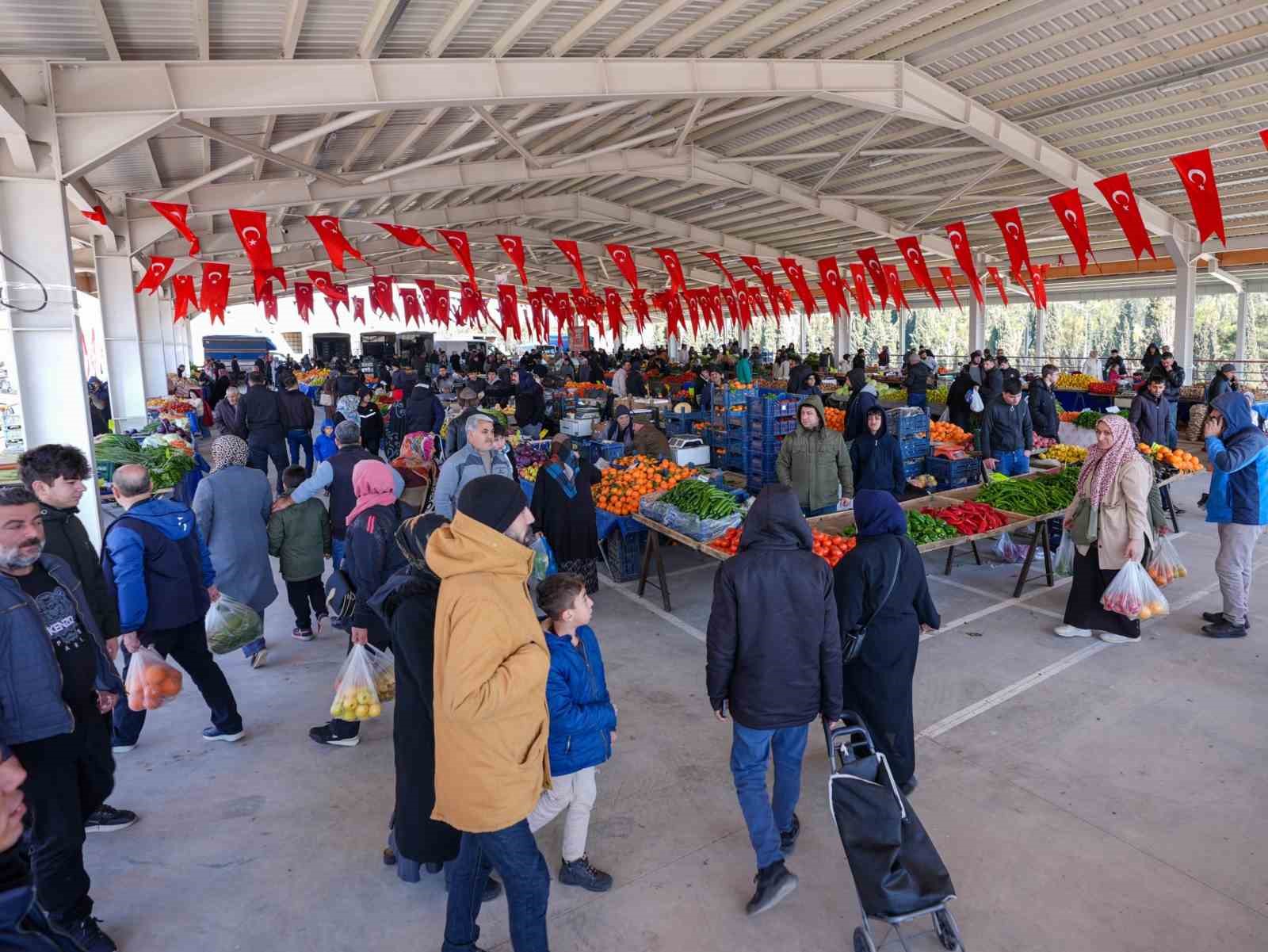 Hacıbaba pazar yeri açıldı