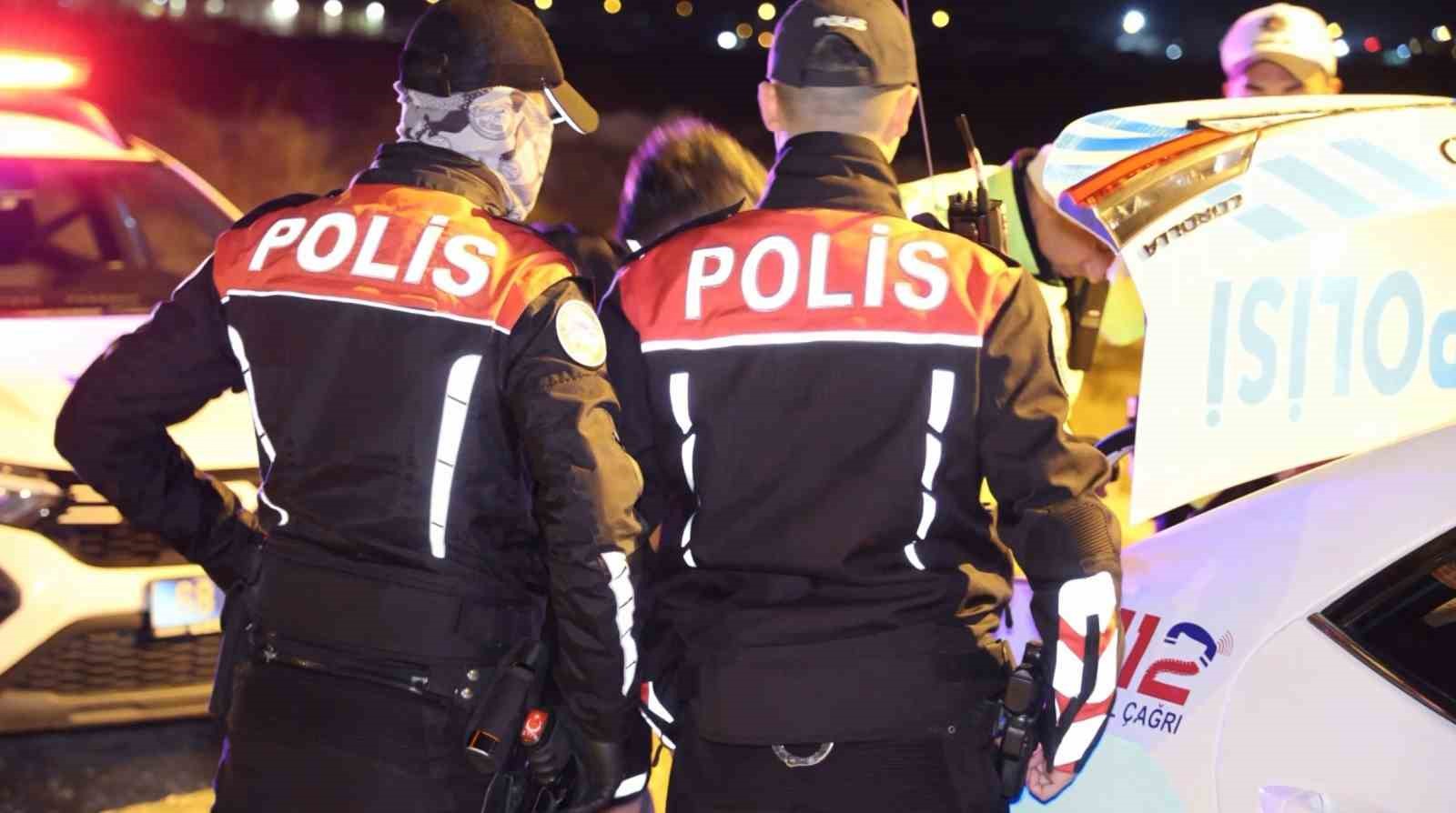 Aksaray’da iftar sonrası asayiş ve trafik denetimleri sürüyor