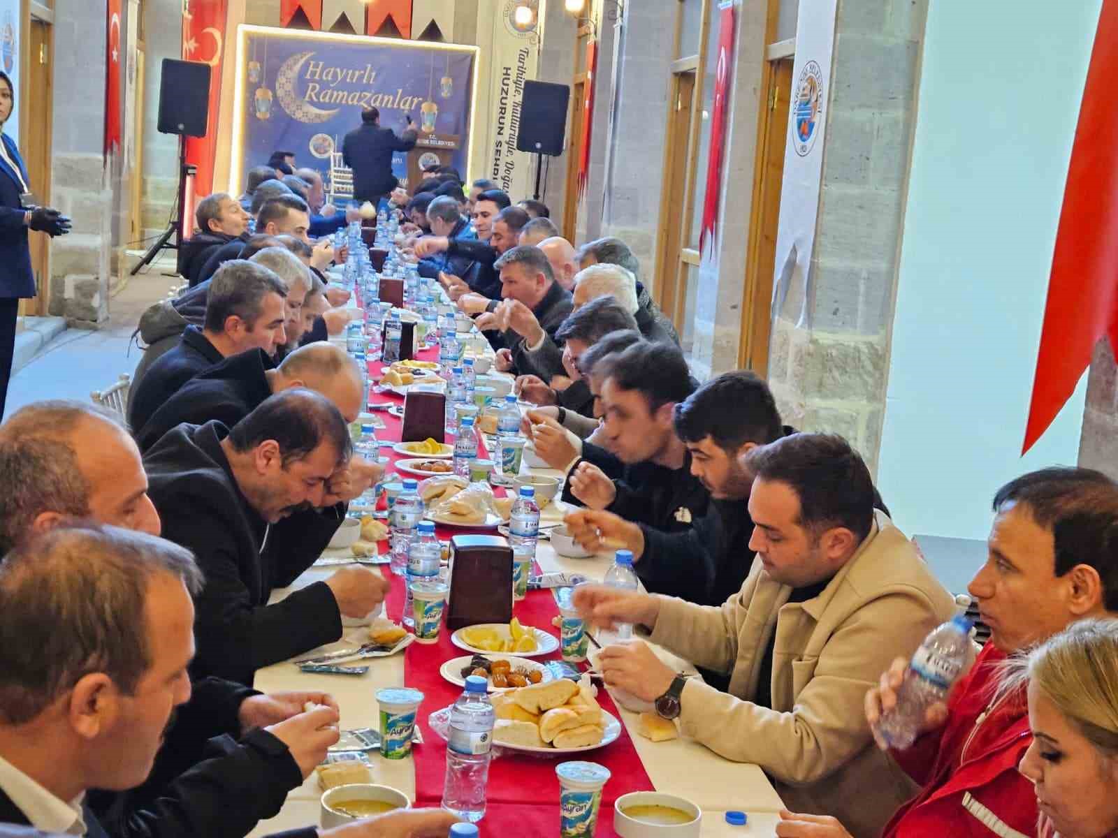 Darende’de birlik iftarı