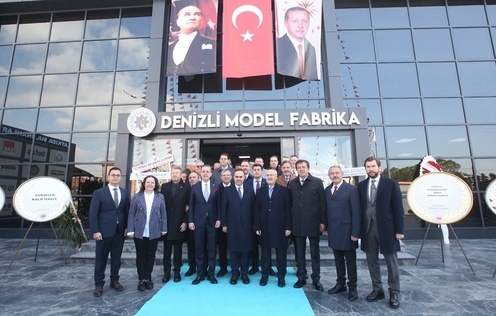 Sanayicinin geleceğine stratejik adımı Denizli Model Fabrika hizmete a&ccedil;ıldı

