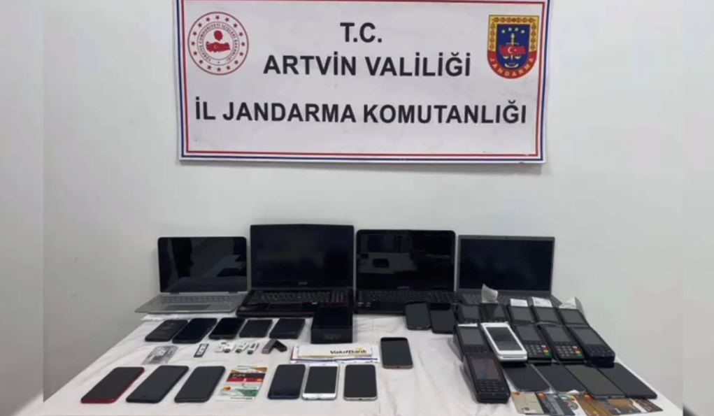 D&uuml;ş&uuml;k faiz vaadiyle dolandırıcılığa jandarma darbesi
