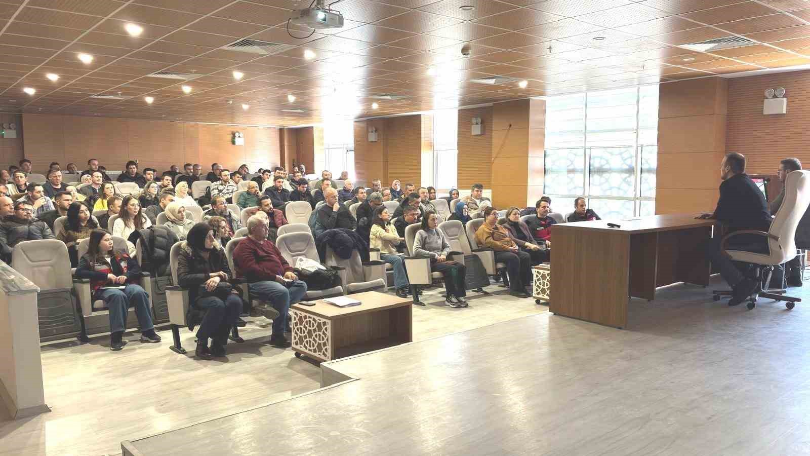 K&uuml;tahya İl Tarım ve Orman M&uuml;d&uuml;rl&uuml;ğ&uuml;&rsquo;nden B-Re&ccedil;ete bilgilendirme toplantısı
