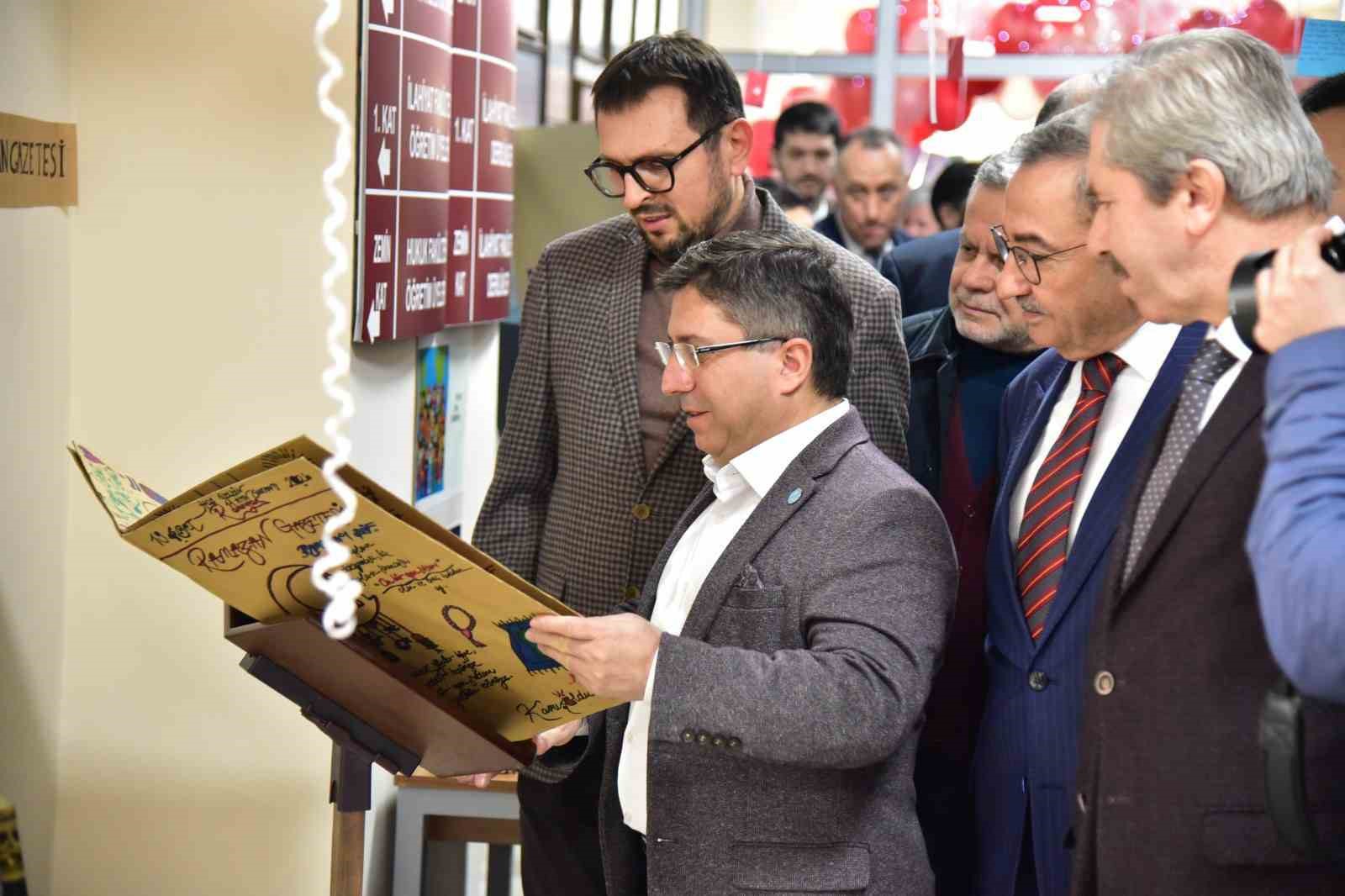 Balıkesir’de geleneksel Ramazan Sokağı kuruldu