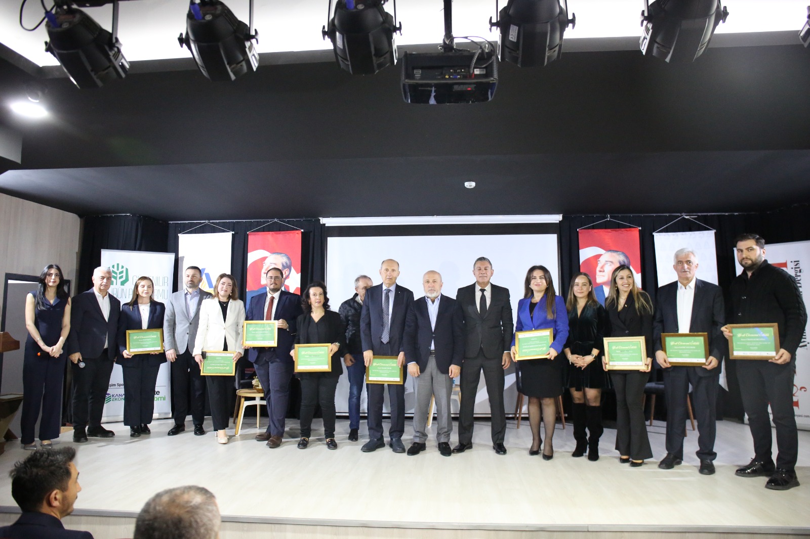 İhlas Ambalaj&rsquo;a yeşil ekonomi &ouml;d&uuml;l&uuml;