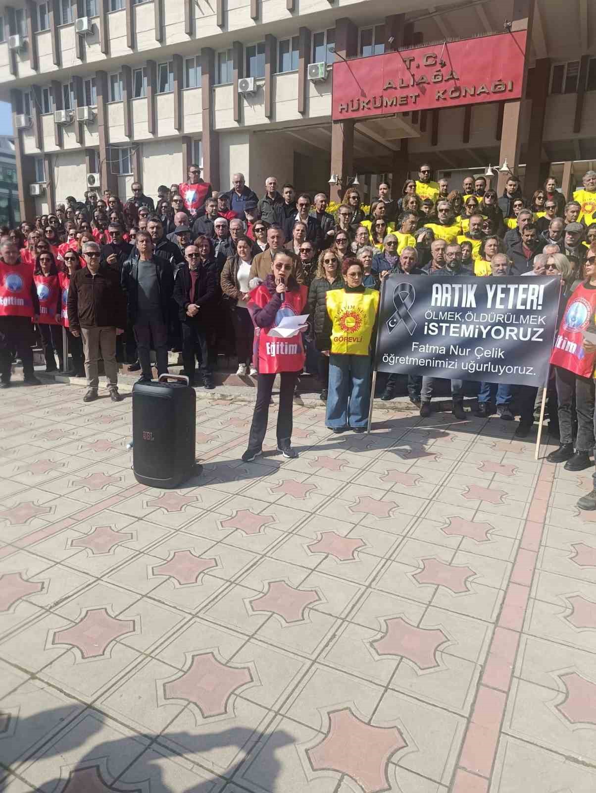 Aliağa’da eğitimcilerden şiddete karşı ortak tepki