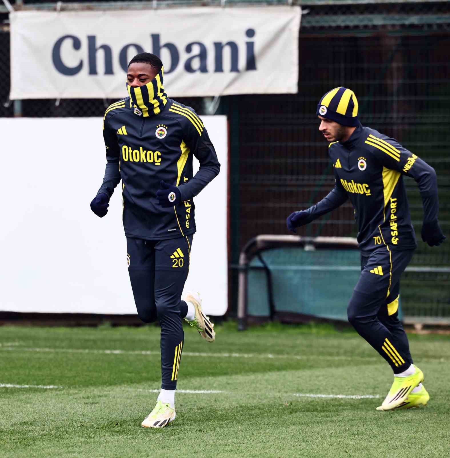 Fenerbah&ccedil;e, Gaziantep FK ma&ccedil;ının hazırlıklarını tamamladı
