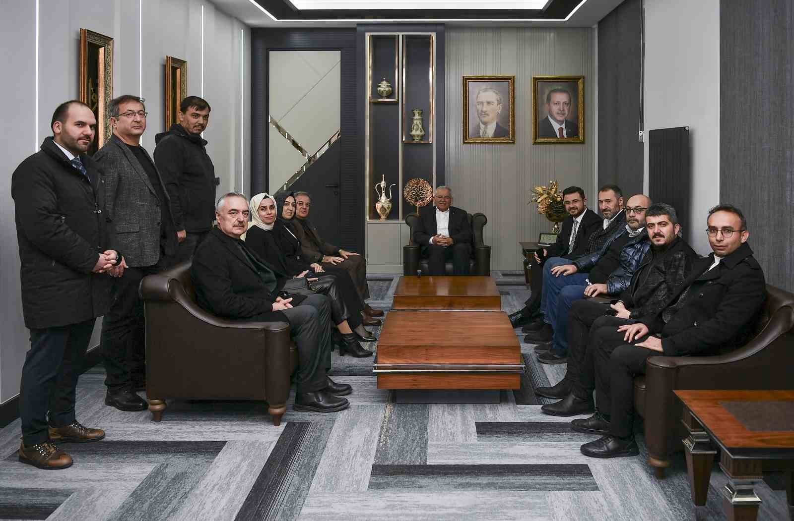 Başkan B&uuml;y&uuml;kkılı&ccedil;&rsquo;tan Hacılar&rsquo;da Ramazan&rsquo;ı Şerif ziyaretleri
