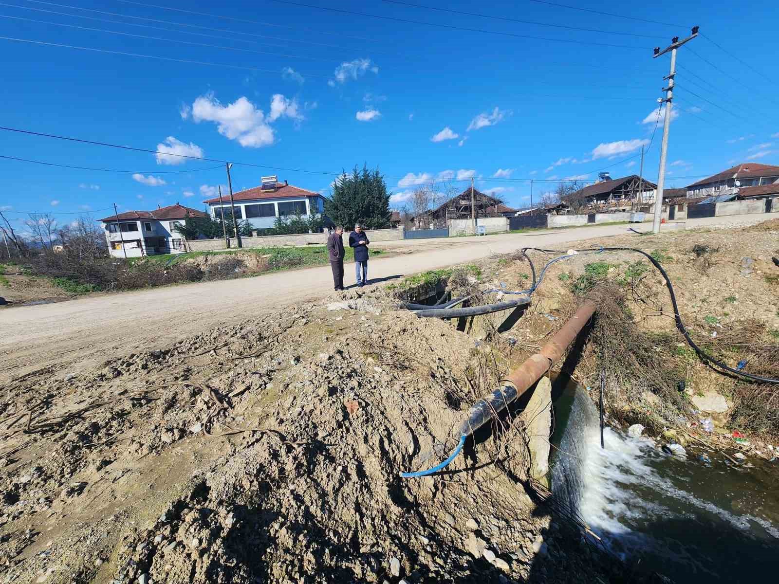 Düzce’de köy yollarında onarım ve bakım incelemesi yapıldı