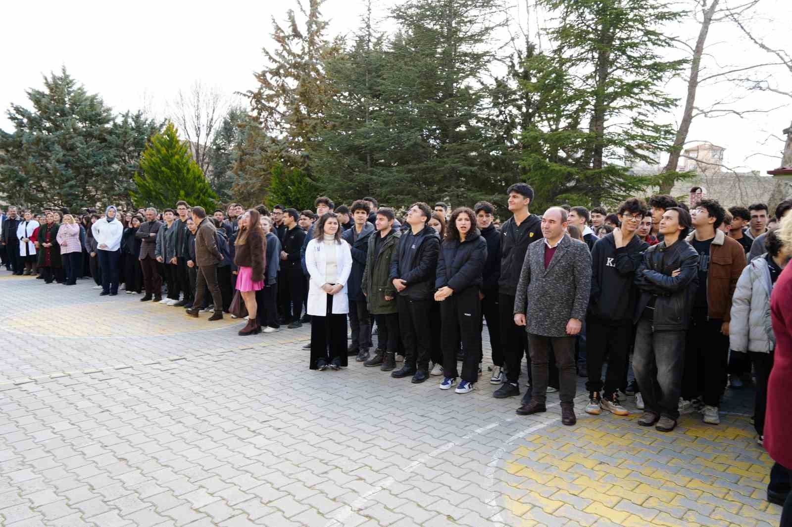 Kırıkkale&rsquo;de okullarda deprem ve tahliye tatbikatı
