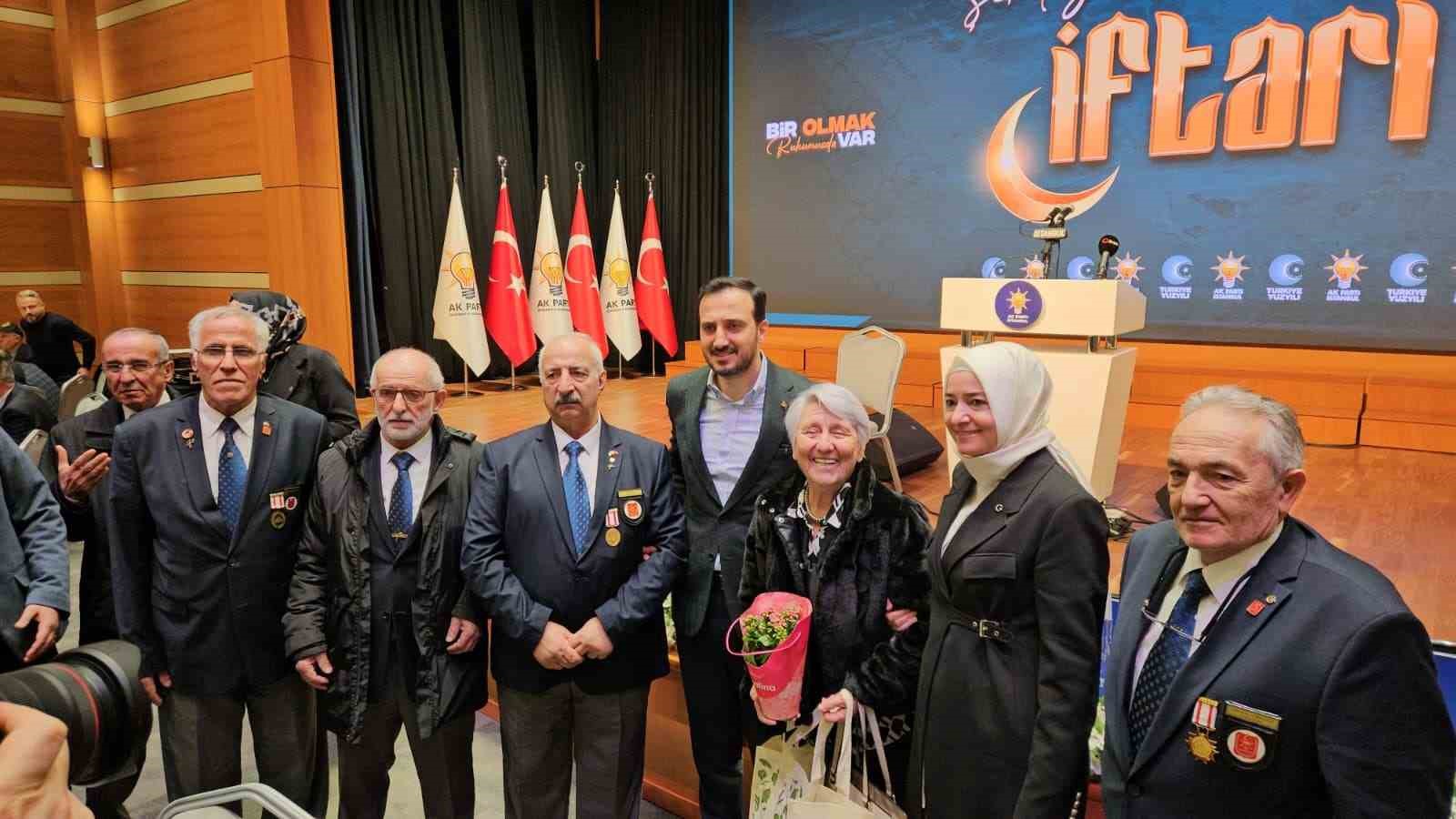 İstanbul&rsquo;da şehit yakınları ve gaziler iftarda buluştu
