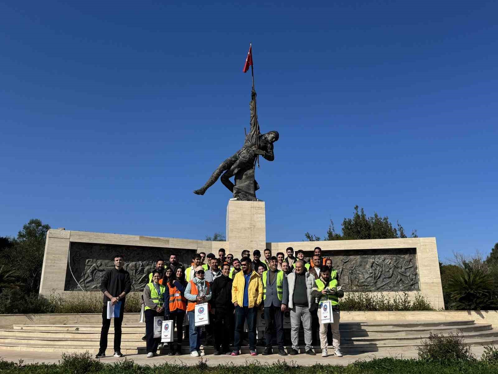 Akdeniz &Uuml;niversitesi&rsquo;nde İHA-1 pilotu eğitimi tamamlandı
