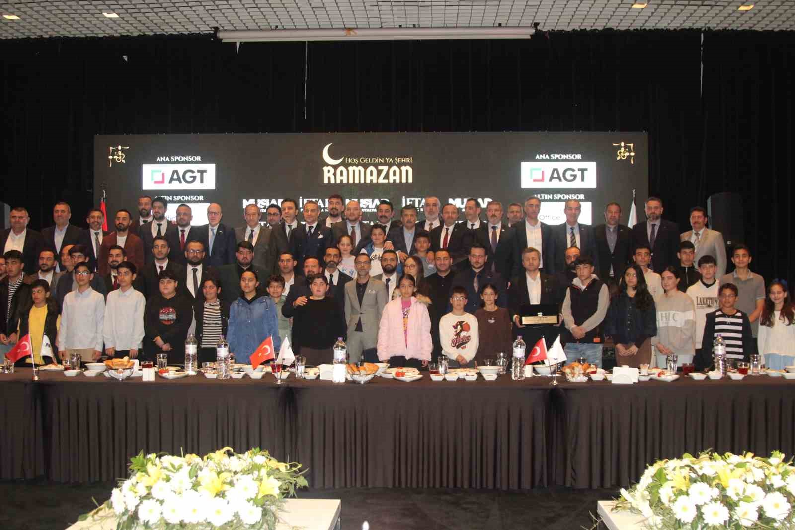 M&Uuml;SİAD Genel Başkanı &Ouml;zdemir: "İnanıyoruz ki bu asrın merkezinde T&uuml;rkiye yer alacaktır"
