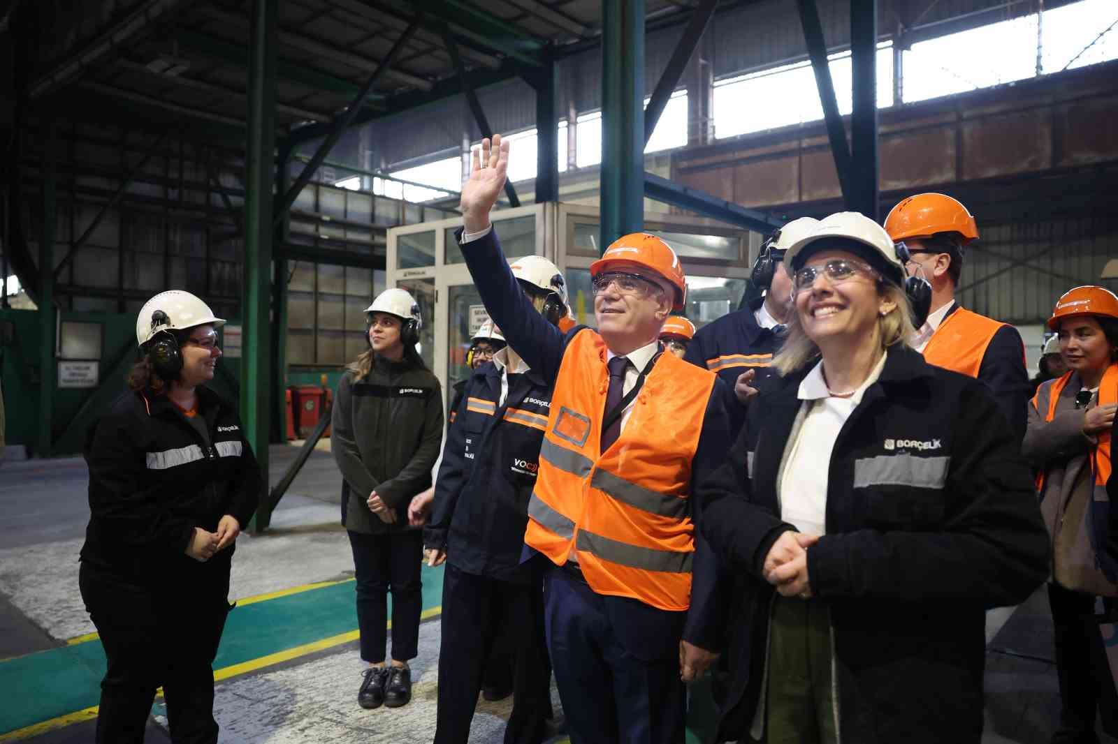 Başkan Bozbey’den kadın emekçilerine anlamlı ziyaret