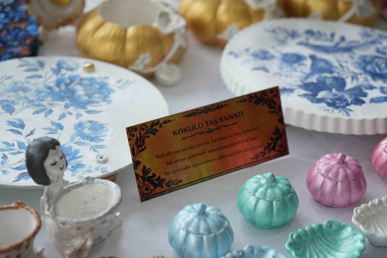 Iğdır&rsquo;da kadınların el emeği 8 Mart&rsquo;ta sergilendi
