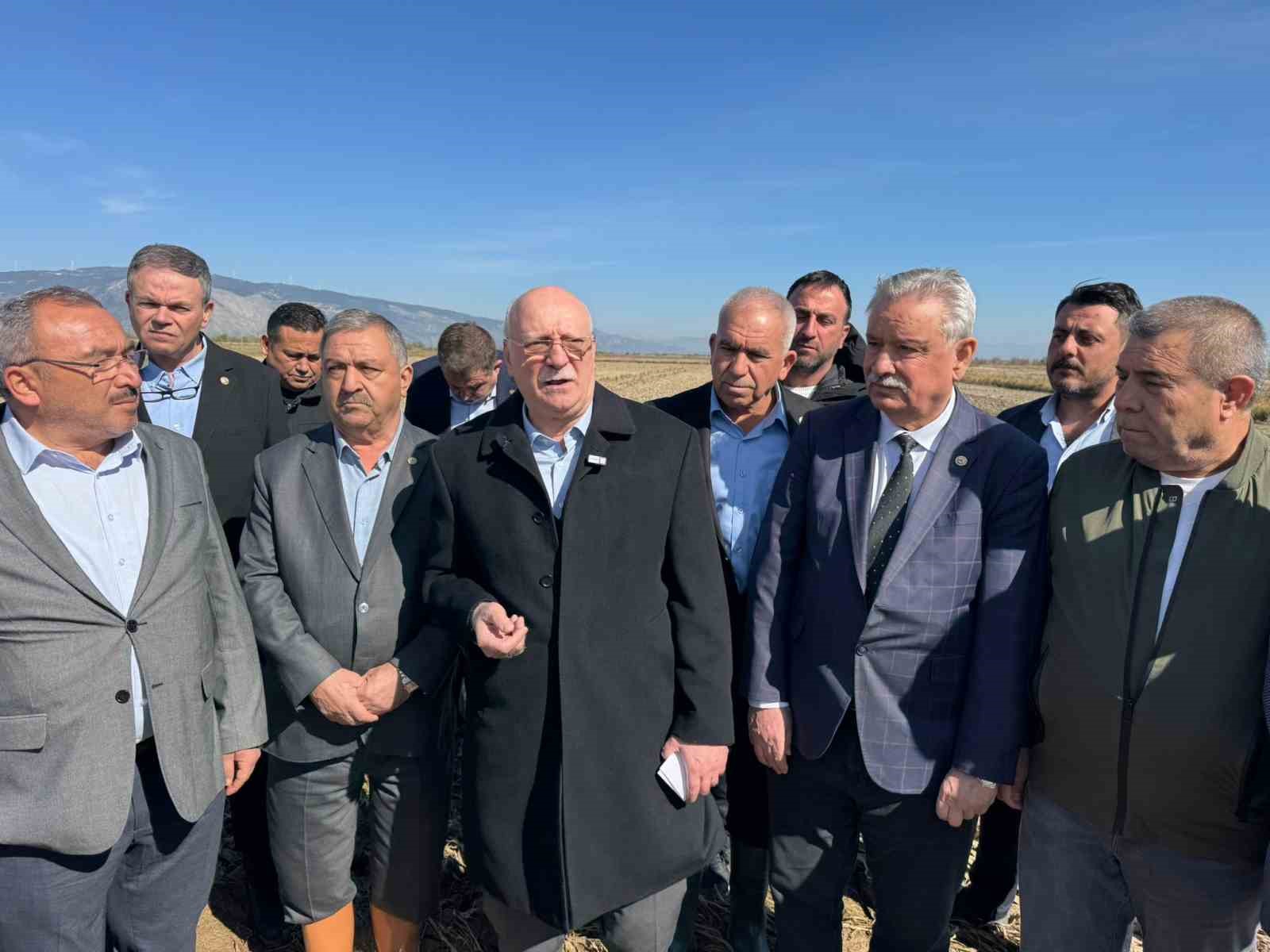 TZOB Genel Başkanı Bayraktar: "Afetler tarımı vurdu, &ccedil;ift&ccedil;i destek bekliyor"
