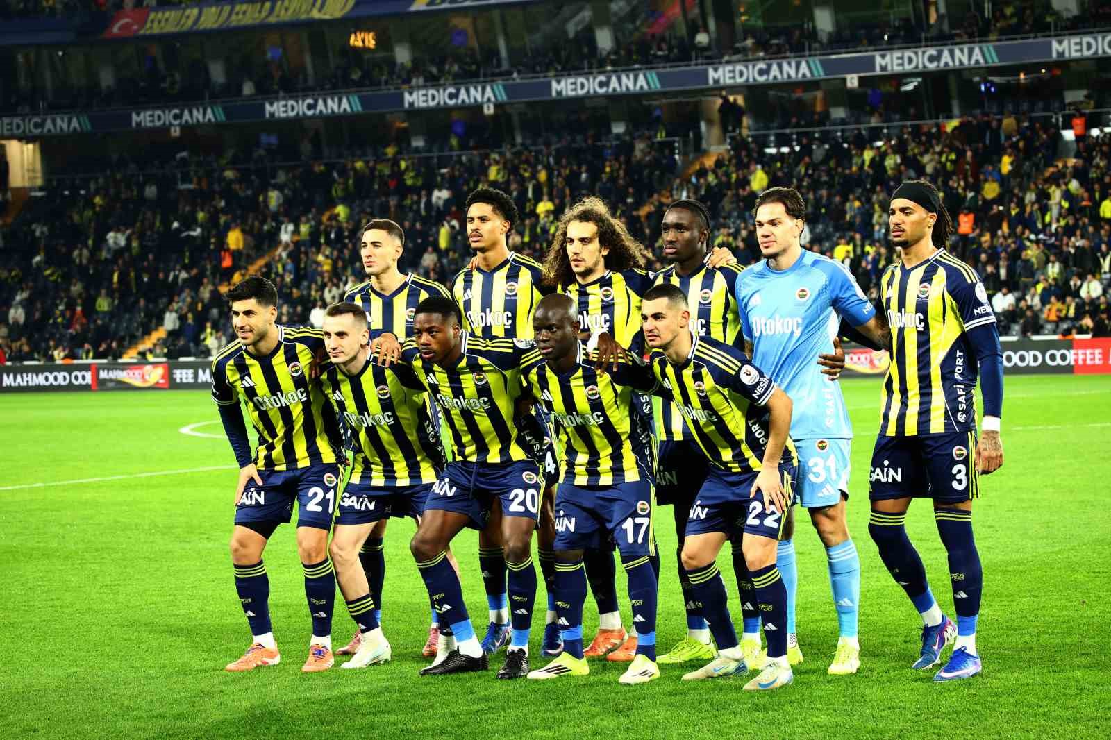 Trendyol S&uuml;per Lig: Fenerbah&ccedil;e: 1 - Samsunspor: 1 (Ma&ccedil; devam ediyor)
