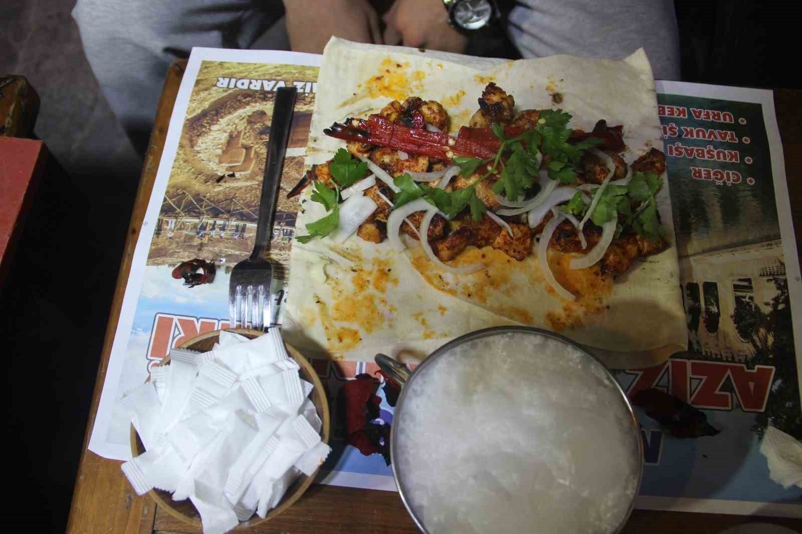 Şanlıurfa&rsquo;da sahur vakti ciğer keyfi
