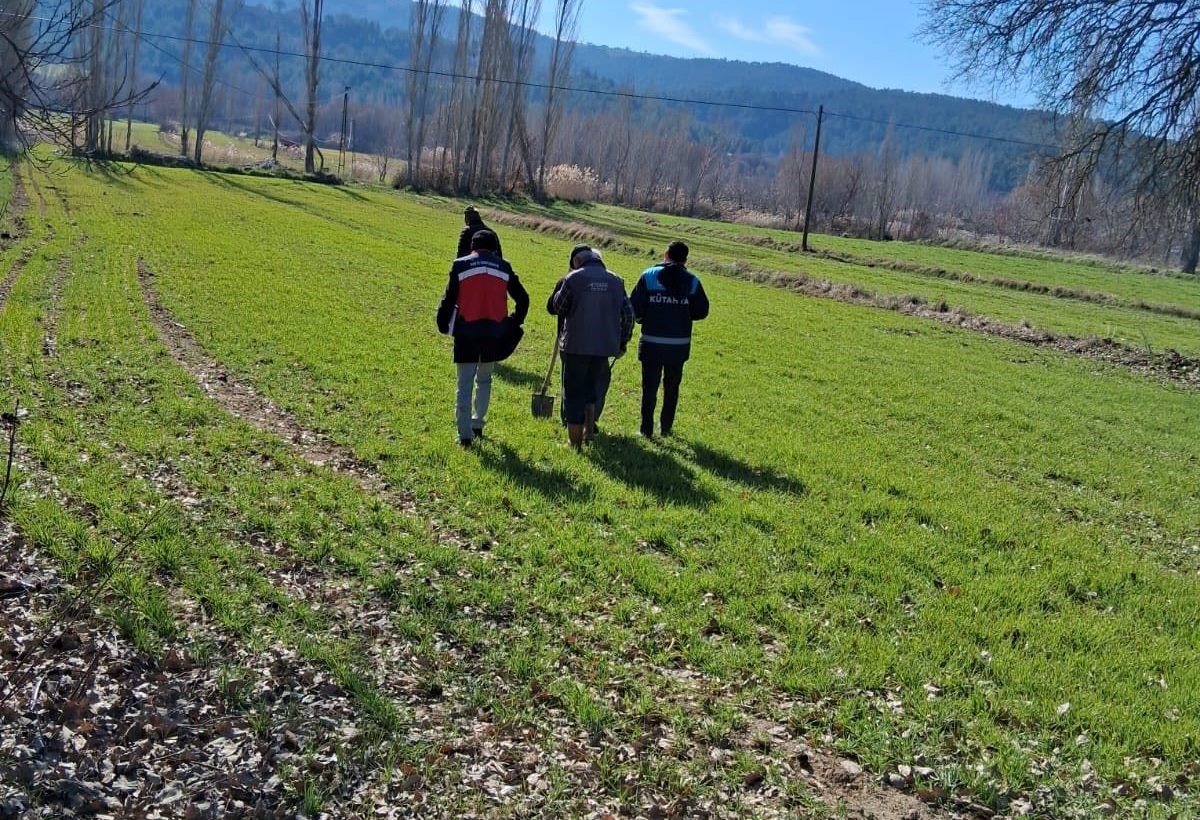 Gediz&rsquo;de sel sonrası zarar tespiti yapıldı
