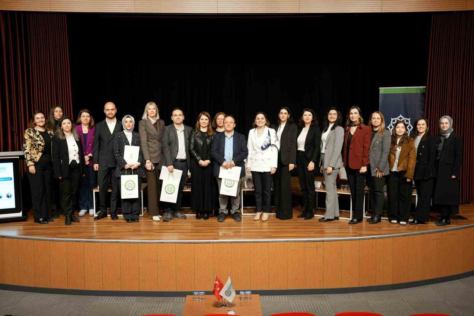 Uzmanlar iklim krizinin kadın sağlığına etkilerini masaya yatırdı