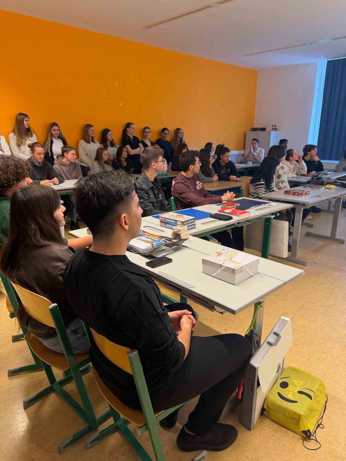 Ortaklar Fen Lisesi &ouml;ğrencileri Viyana&rsquo;da uluslararası deneyim kazandı
