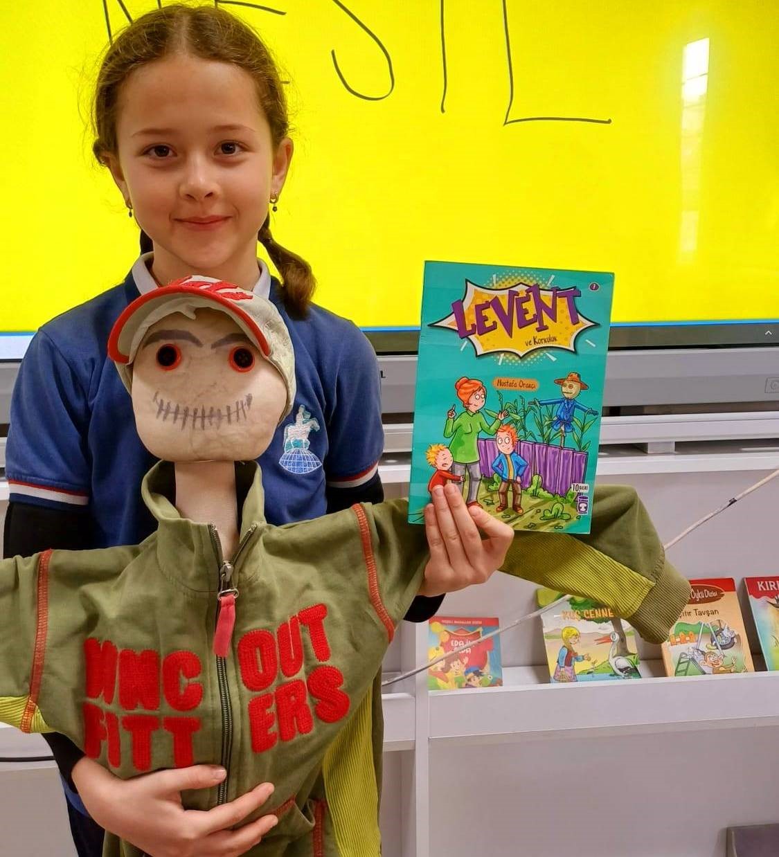 Altıntaş&rsquo;ta &ouml;ğrenciler kitapları drama ile canlandırdı
