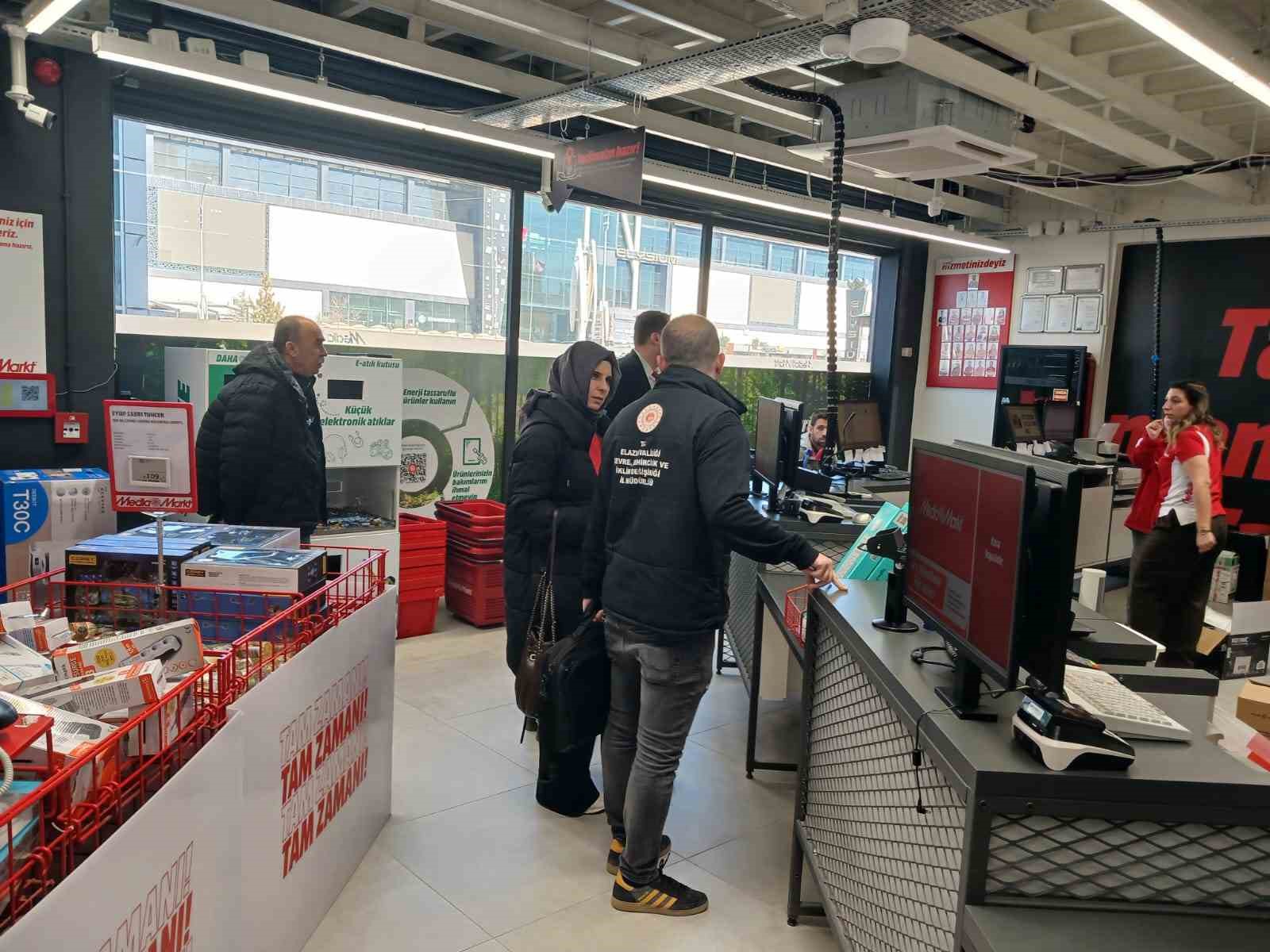 Elazığ’da market ve işletmelere poşet denetimi