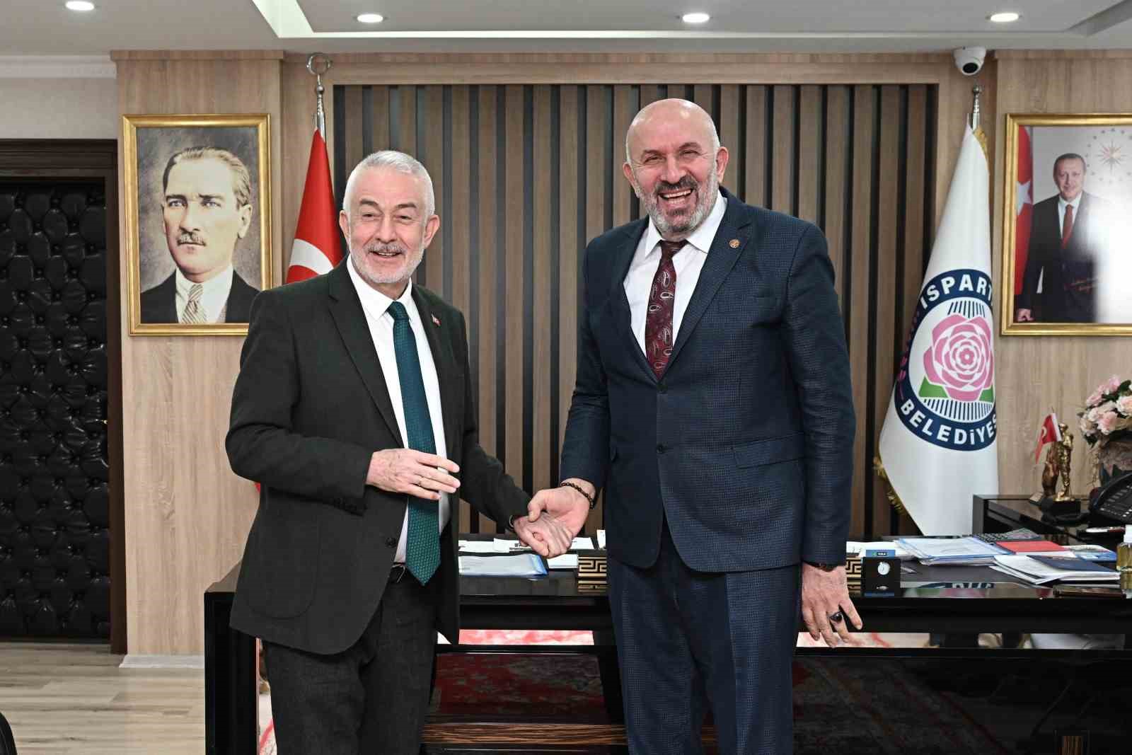 Muhtarlar konfederasyonu heyeti Isparta&rsquo;da bir araya geldi
