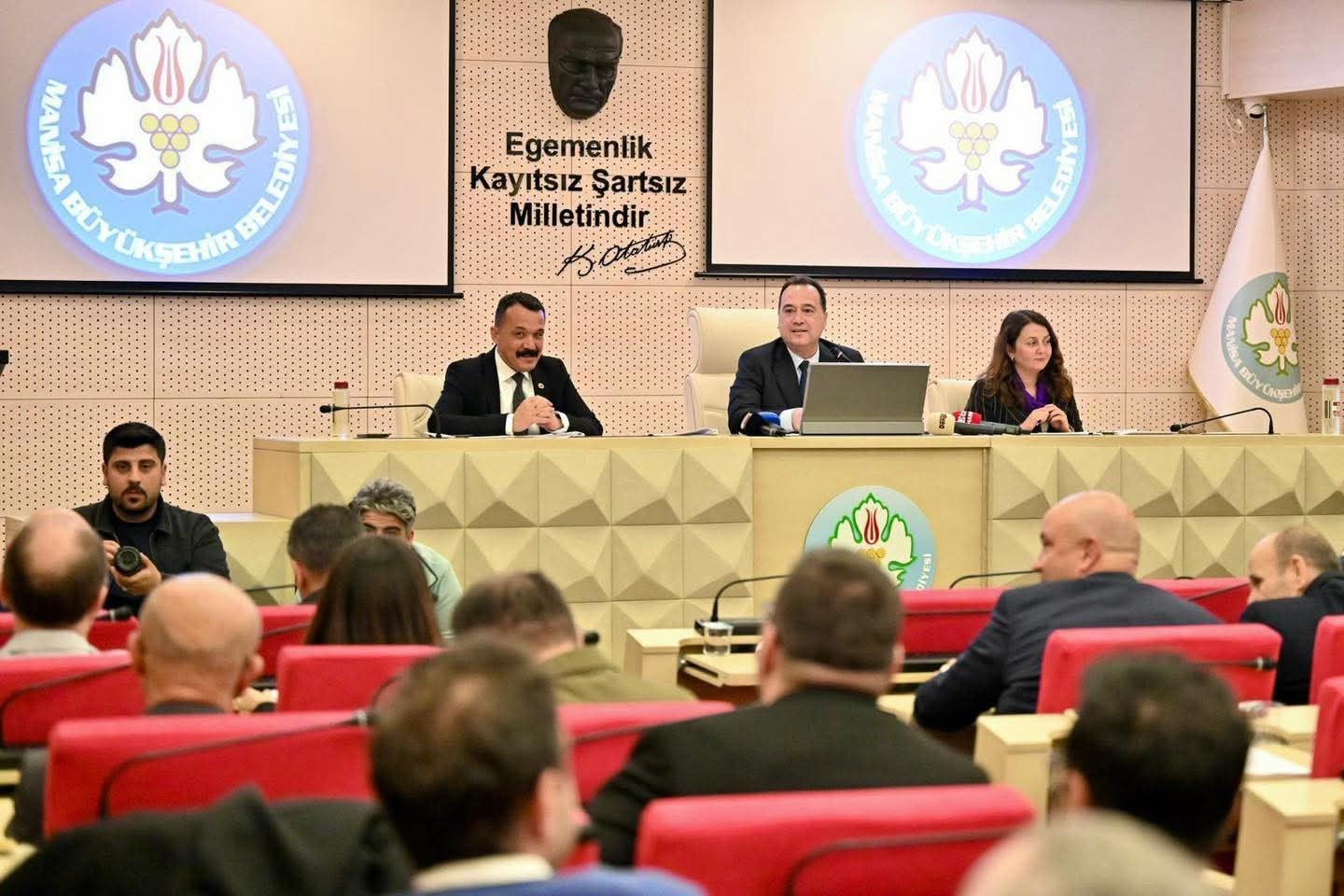 Dutlulu: "2026 Manisa i&ccedil;in yatırım yılı olacak"
