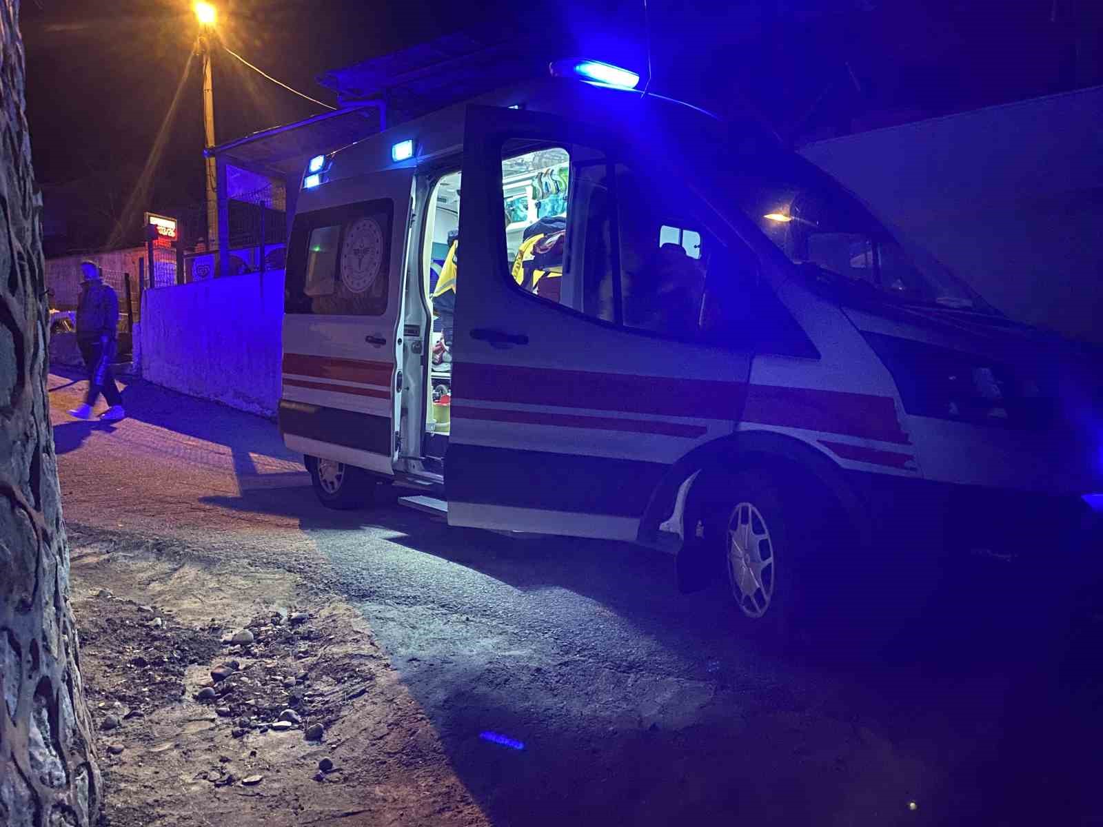 Balık tutmak i&ccedil;in a&ccedil;ılan kayık battı, baba-oğul &ouml;l&uuml;mden d&ouml;nd&uuml;
