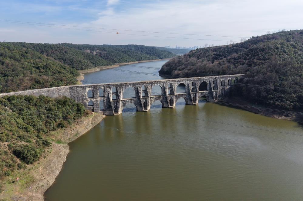İstanbul&rsquo;da barajlarda doluluk y&uuml;zde 45,95 oldu; Mağlova Kemeri yeniden suyla buluştu
