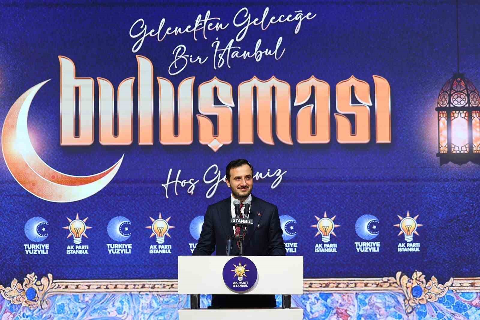 AK Parti&rsquo;nin "Gelenekten Geleceğe İftarı"nda 400 usta sanat&ccedil;ı bir araya geldi
