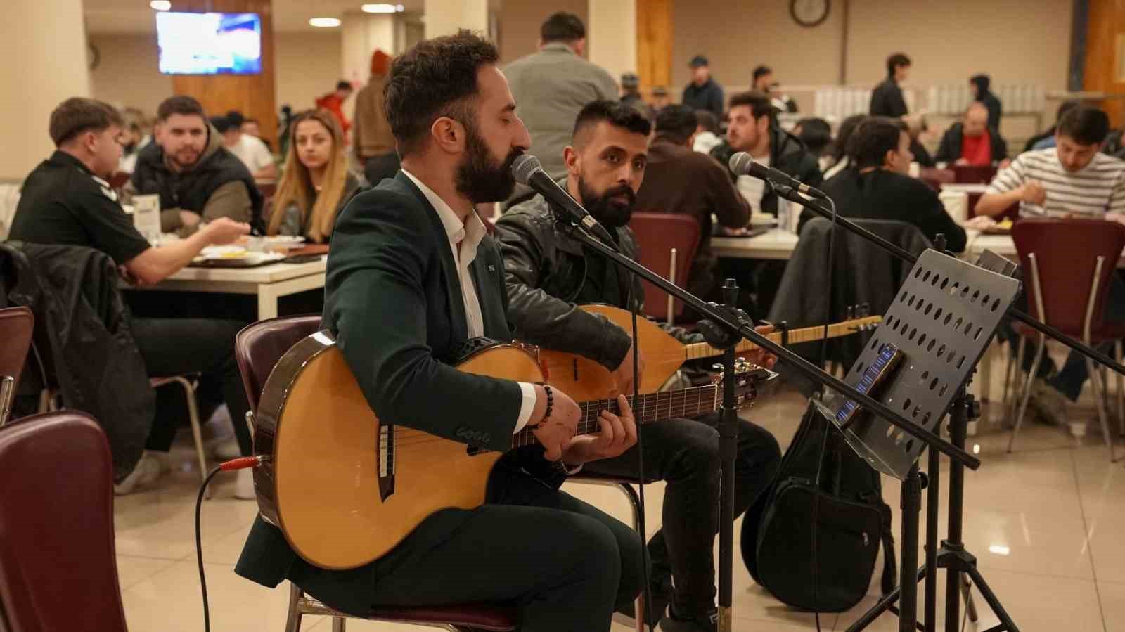 KBÜ’de "Mehmet Âkif Ersoy ve İstiklal Marşı İftarı" programı düzenlendi