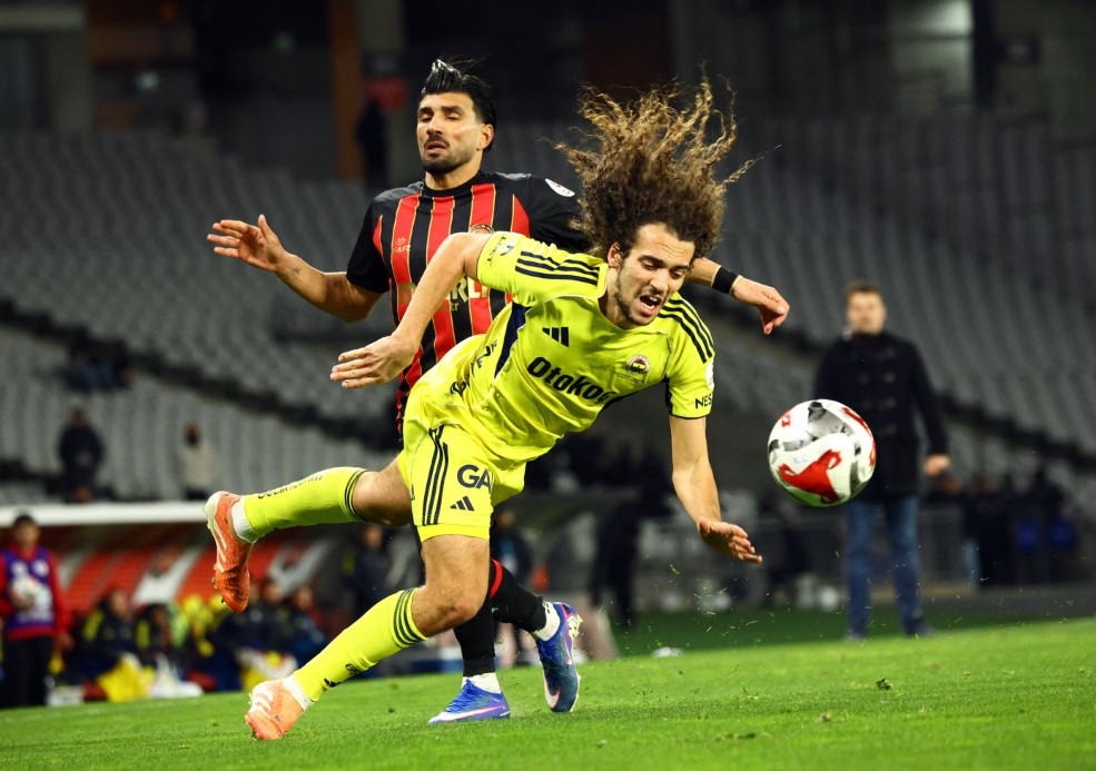 Fenerbah&ccedil;e&rsquo;nin S&uuml;per Lig&rsquo;de namağlup serisi 26. haftada bitti