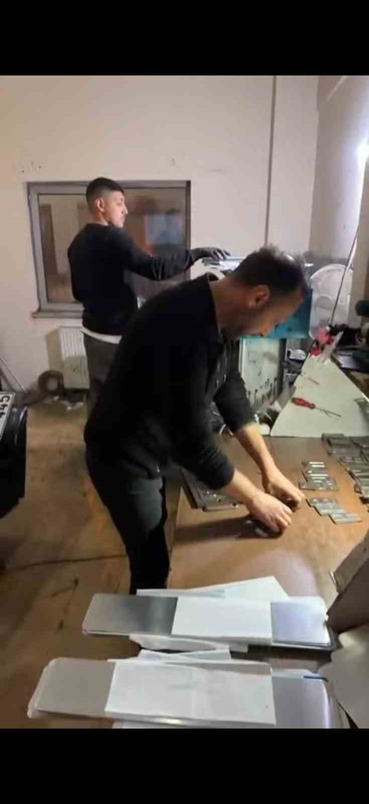 Şof&ouml;rler Odası&rsquo;nda yoğun plaka mesaisi
