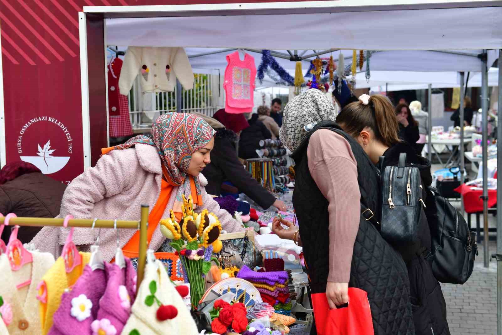 Kadın girişimciler &rsquo;Bayram Sokağı&rsquo; kapılarını a&ccedil;tı
