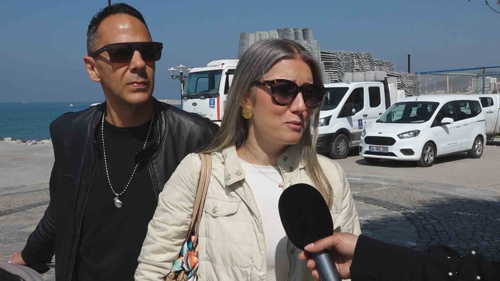 Kuşadası’nda vatandaşlardan Başkan Günel’e destek